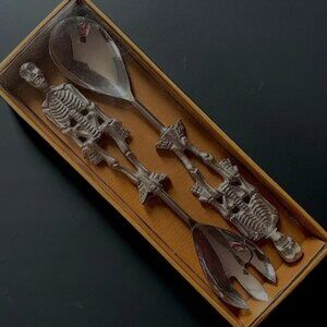 NEW Skeleton Serving 2 Piece Set Halloween Party Fork and Spoon Servers